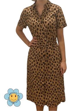 a new day ~ Leopard Print Dress ~Short Sleeve ~ Button Front ~ Midi ~ So Cute